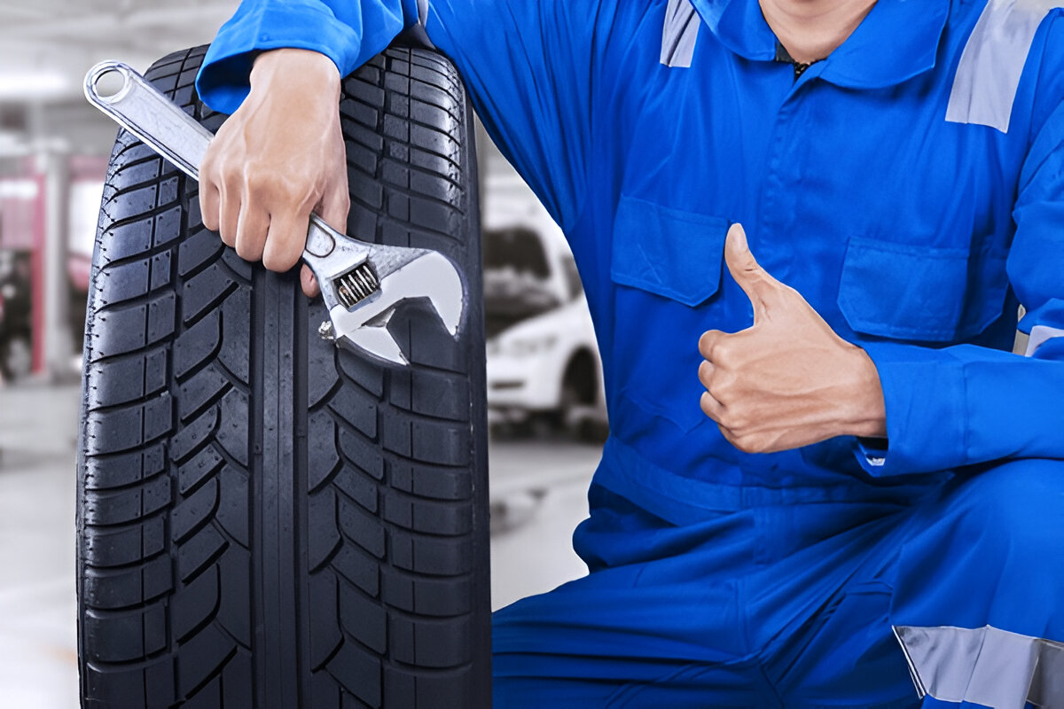 expert mobile tyre fitter technicians